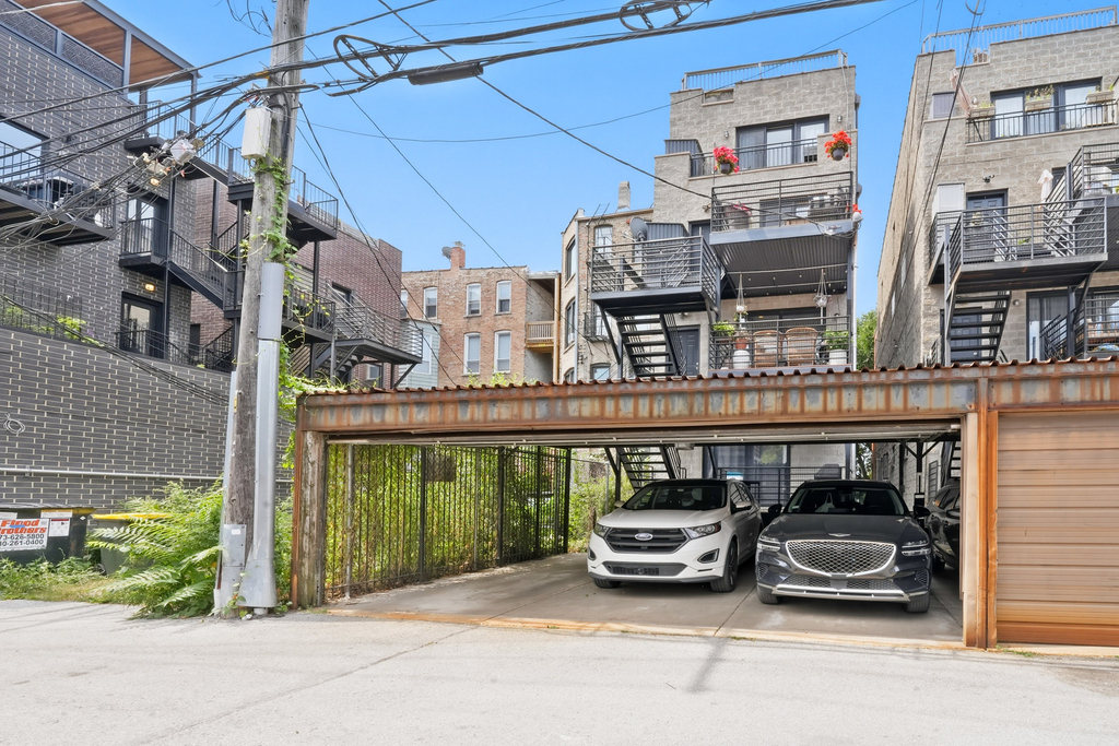 611 N Noble Street - Photo 24
