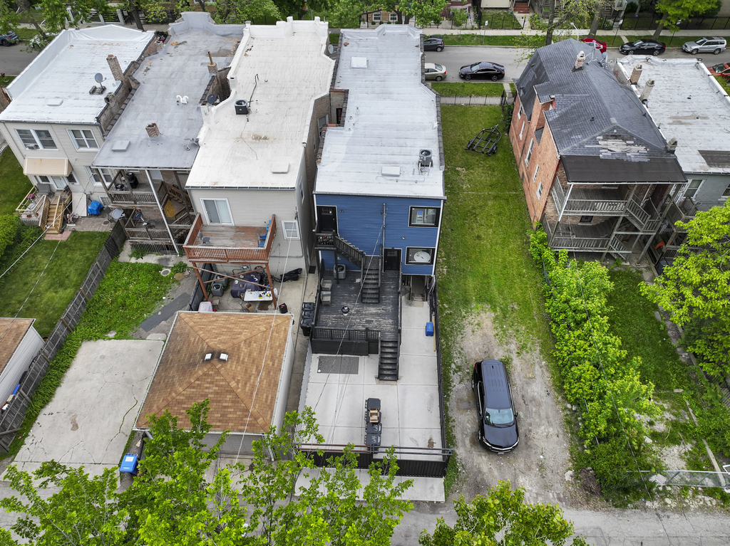 614 N Troy Street - Photo 27