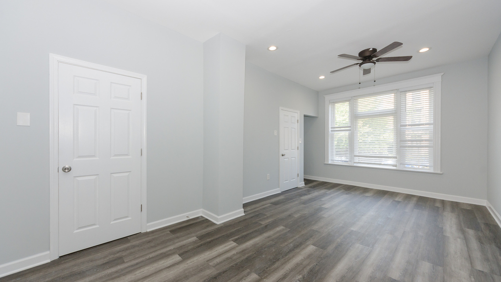 2821 W 25th Street - Photo 3