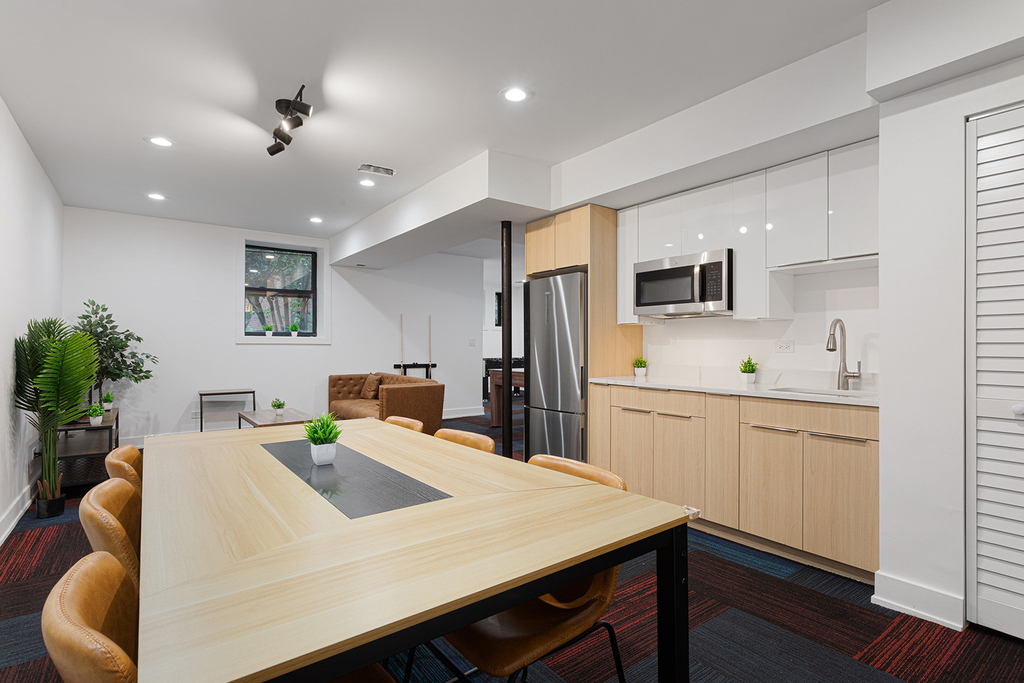 1552 W Juneway Terrace - Photo 14
