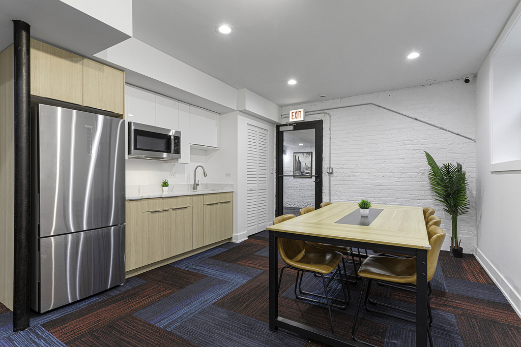 1552 W Juneway Terrace - Photo 15