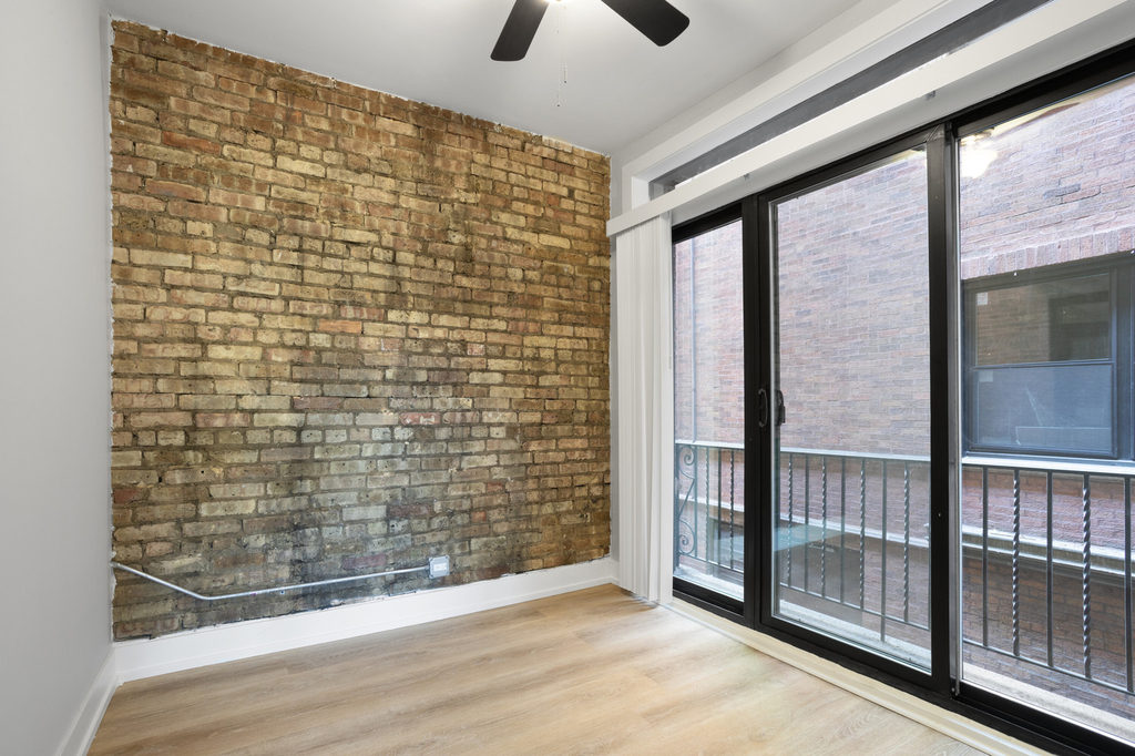 1552 W Juneway Terrace - Photo 5