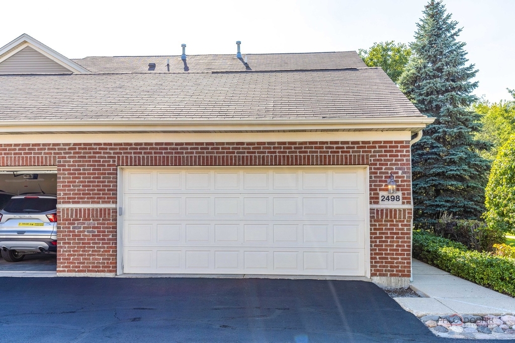 2498 Waterbury Lane - Photo 28