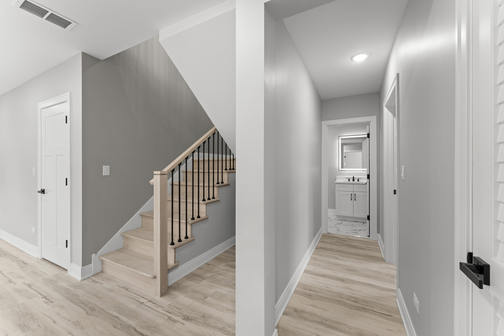 7428 N Rogers Avenue - Photo 8