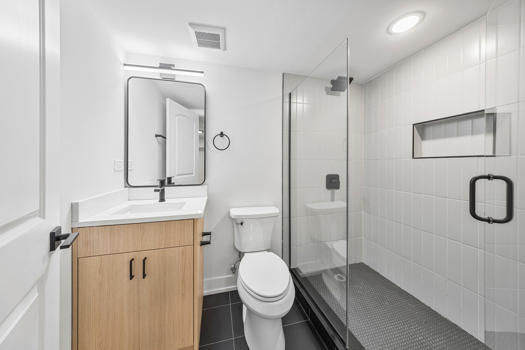 5629 N Wayne Avenue - Photo 8