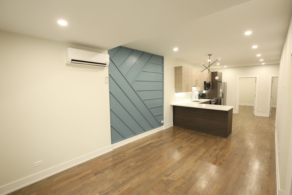4508 N Keystone Avenue - Photo 2