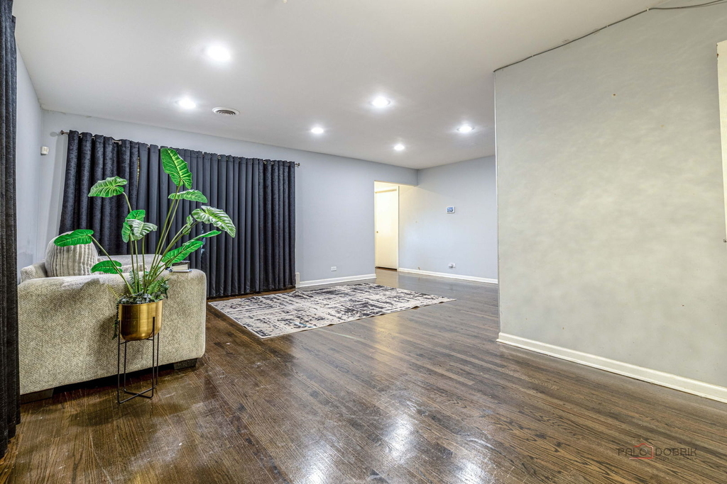 1195 Jeanette Street - Photo 4