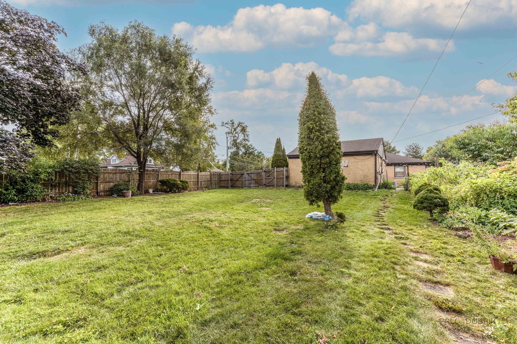 1195 Jeanette Street - Photo 24