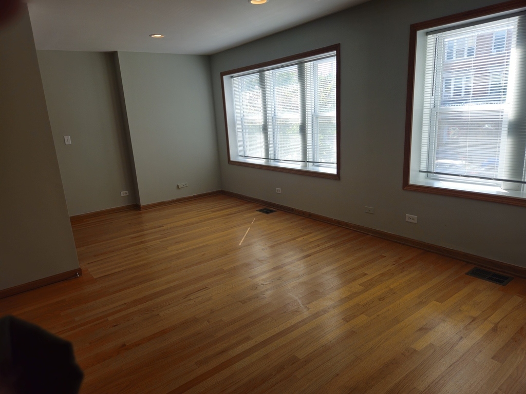 3043 N Ashland Avenue - Photo 4