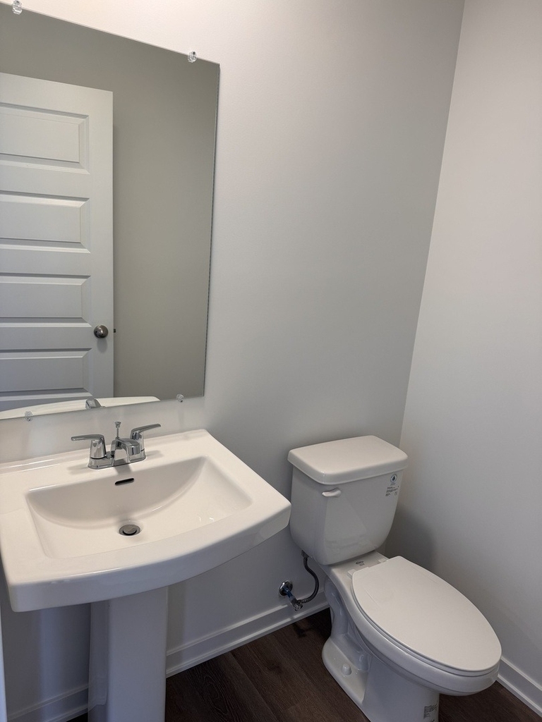 428 Lakeshore Court - Photo 8