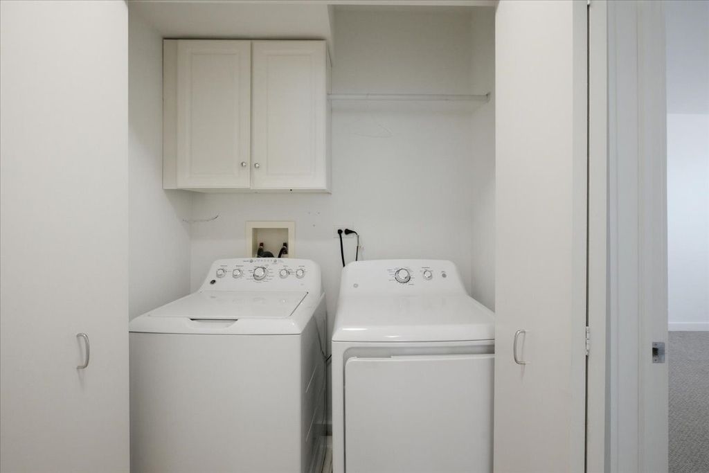 2220 W Maypole Avenue - Photo 12