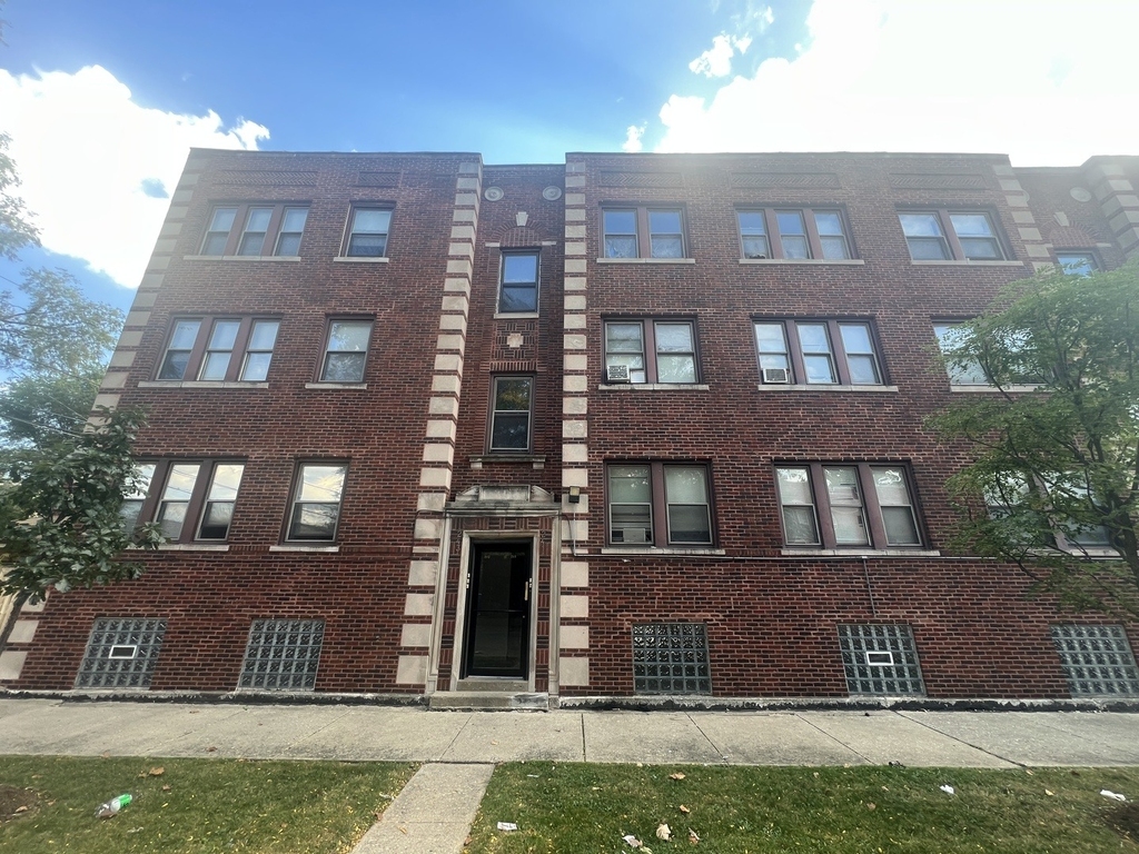243 E 108th Street - Photo 0