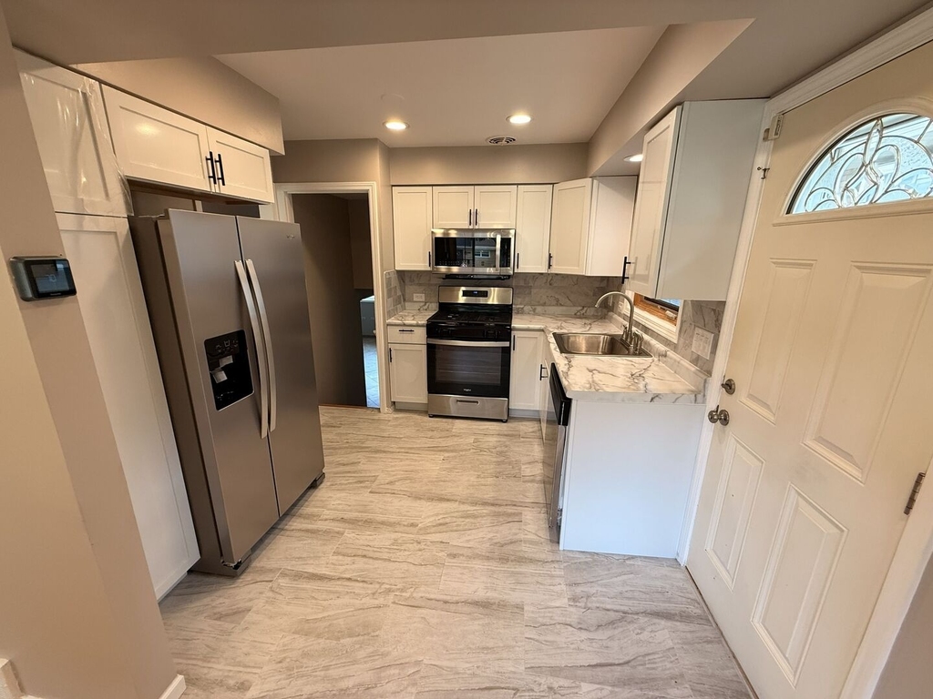 9109 Parkside Avenue - Photo 13