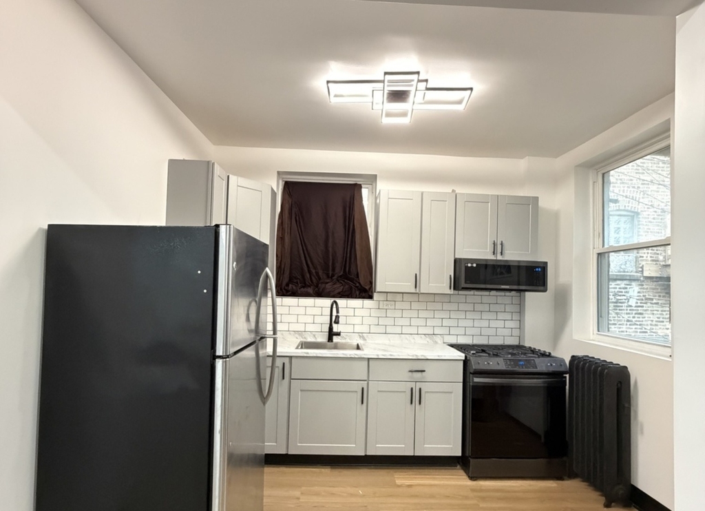 6837 S East End Avenue - Photo 10