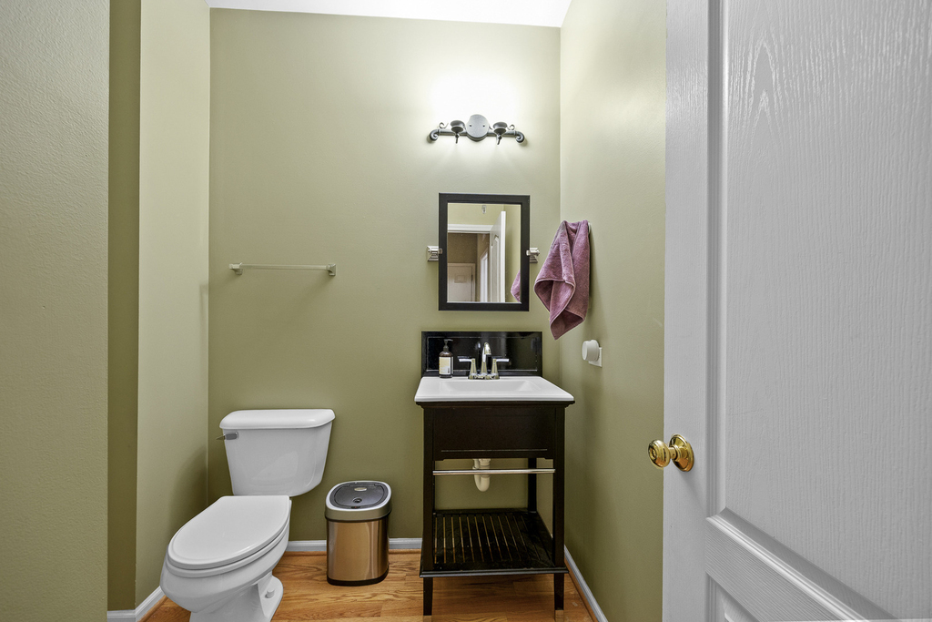 718 Versailles Parkway - Photo 17
