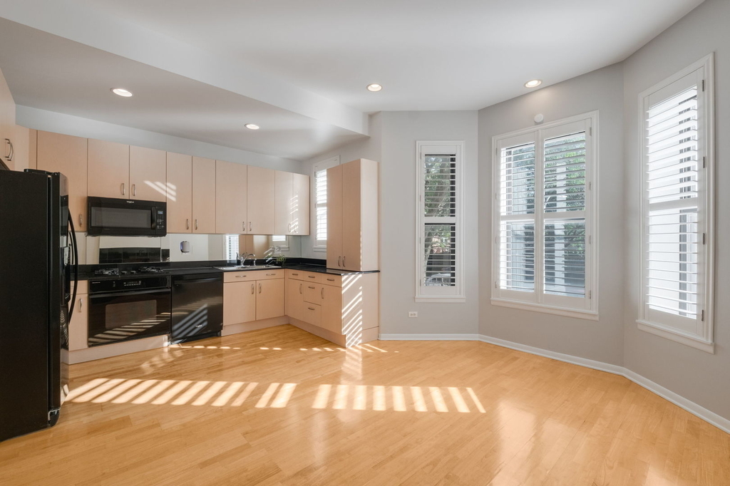 4060 S Ellis Avenue - Photo 4