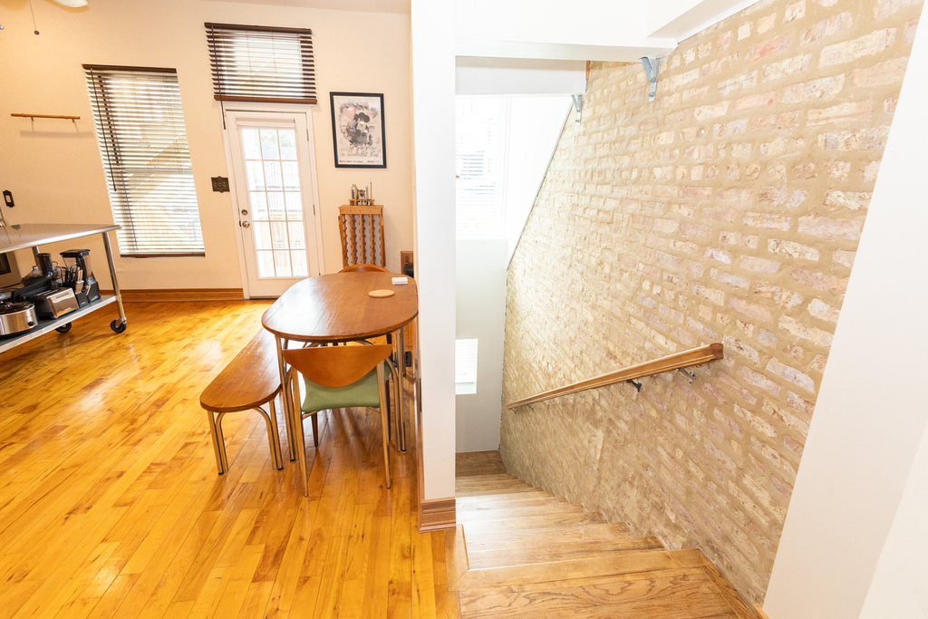 4424 S University Avenue - Photo 5