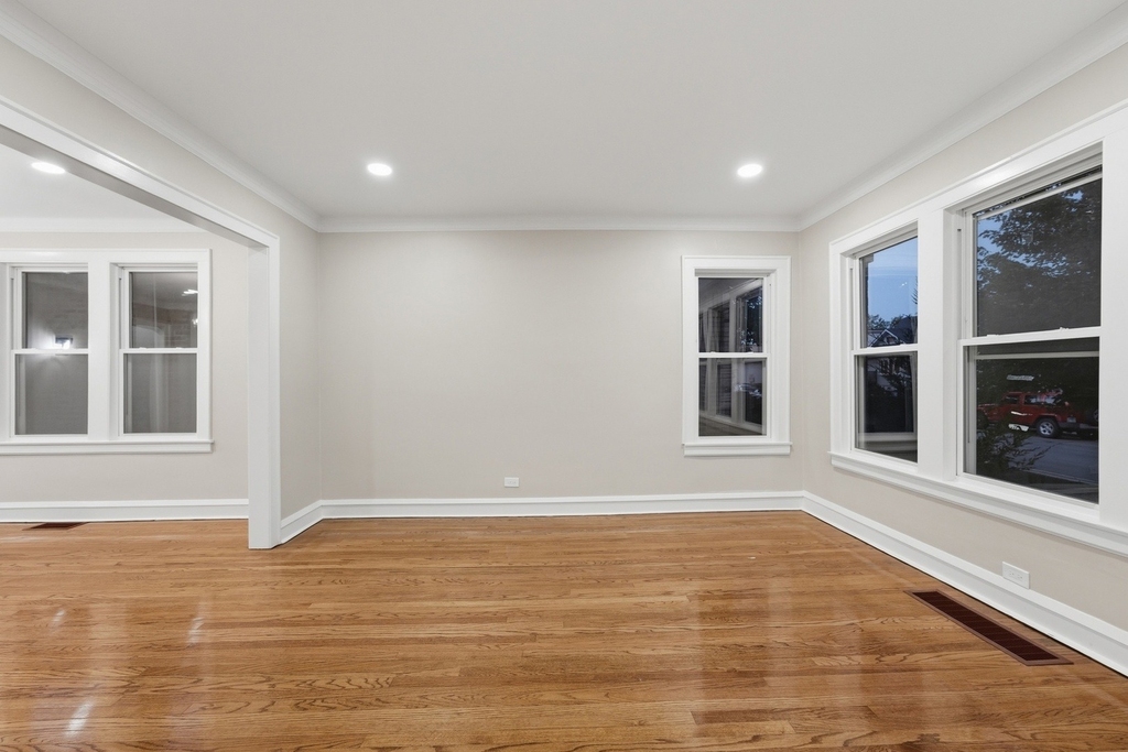 2134 N 73rd Avenue - Photo 3
