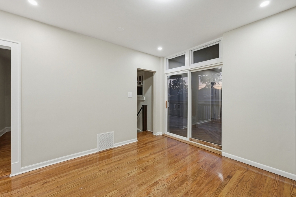 2134 N 73rd Avenue - Photo 9