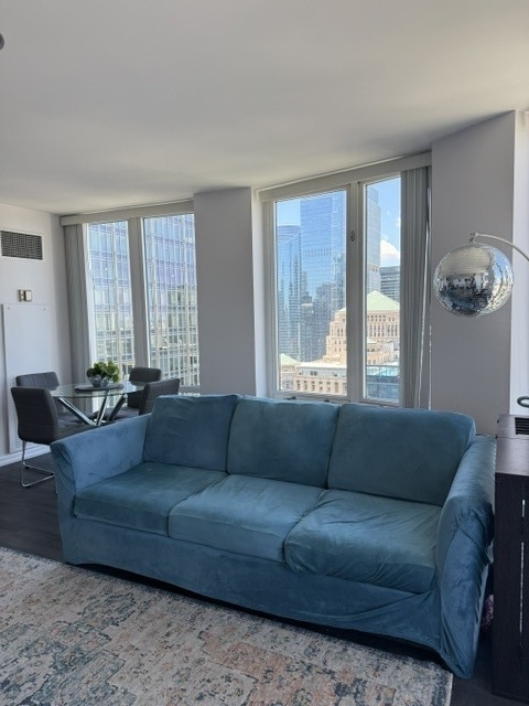 345 N Lasalle Street - Photo 1