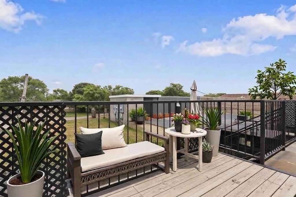 4605 S Saint Lawrence Avenue - Photo 14