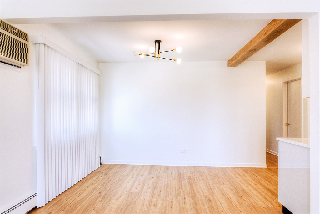 8125 S Roberts Road - Photo 6