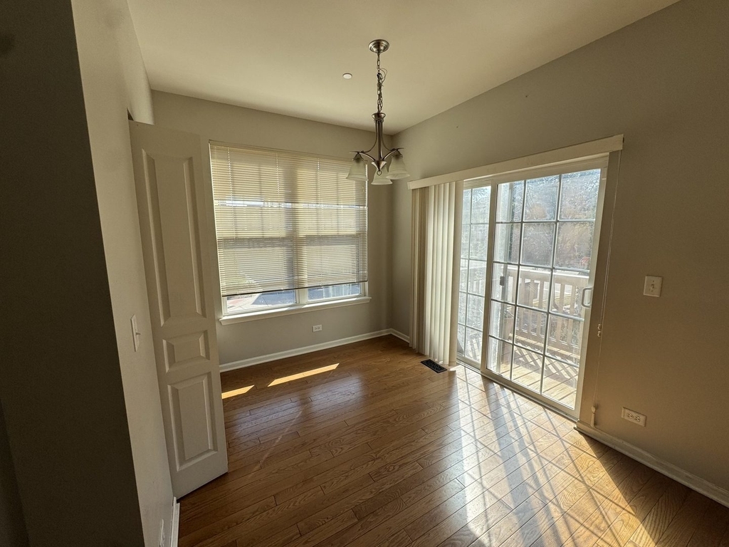 1238 Evergreen Avenue - Photo 7