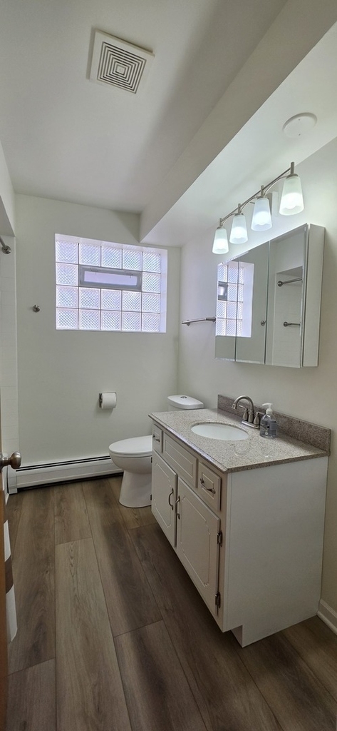 7925 Nordica Avenue - Photo 6