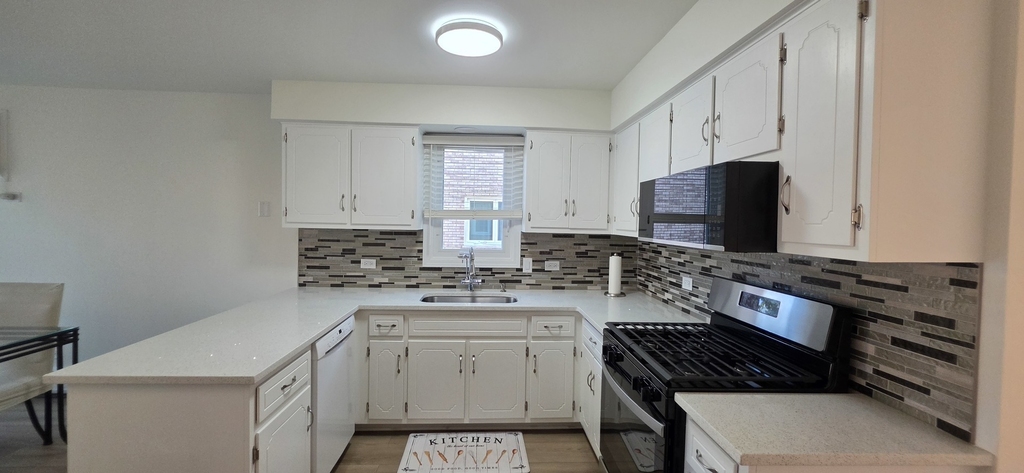 7925 Nordica Avenue - Photo 16