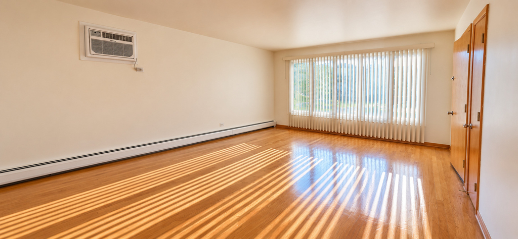 7925 Nordica Avenue - Photo 2