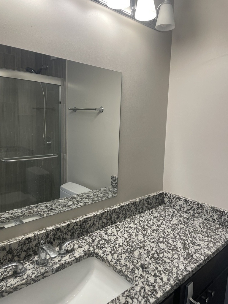 1030 N State Street - Photo 4