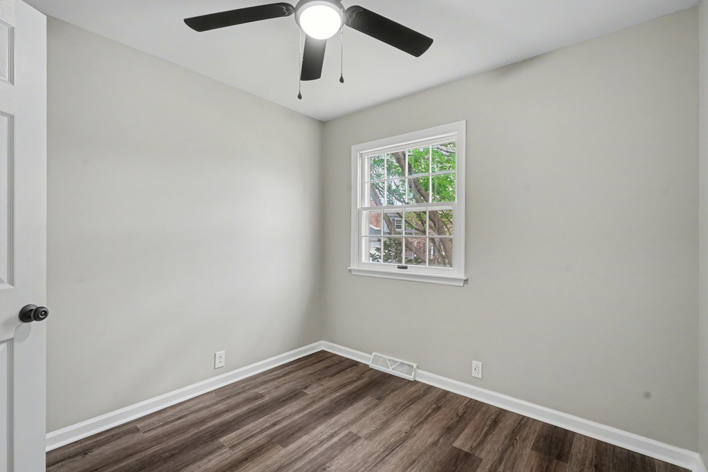 2303 Brookhaven Drive - Photo 10