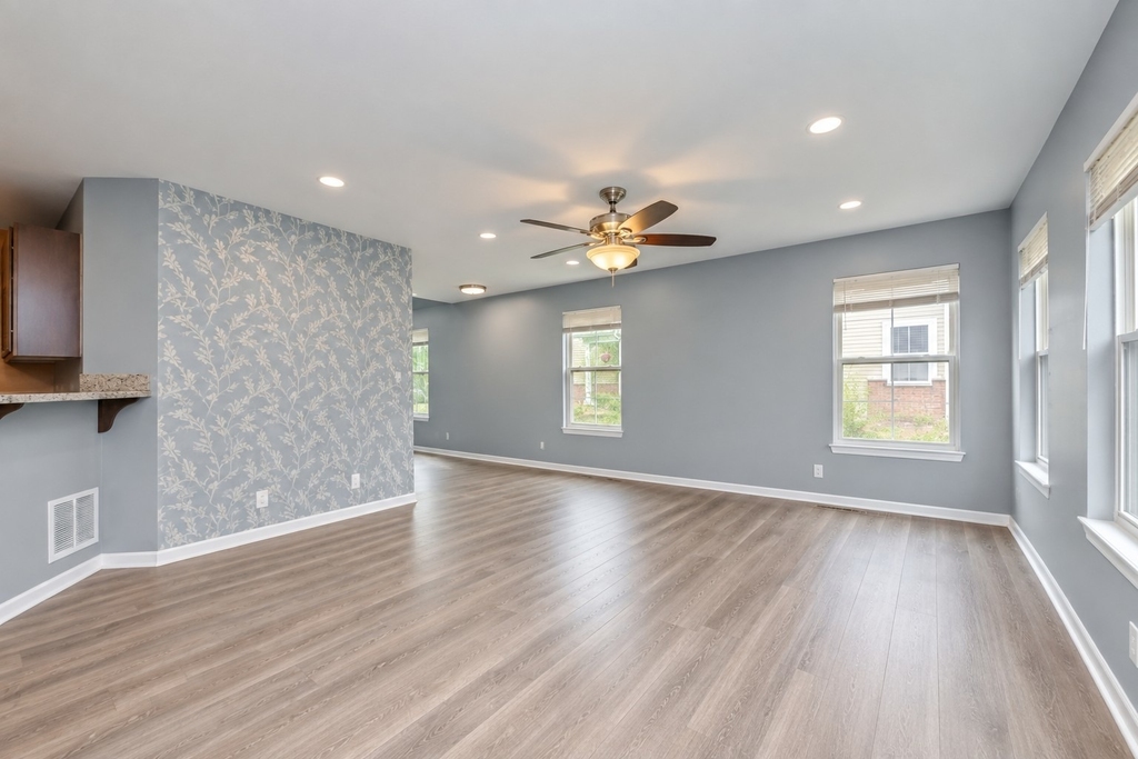 646 Grand Canyon Circle - Photo 5