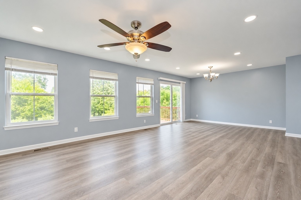 646 Grand Canyon Circle - Photo 3