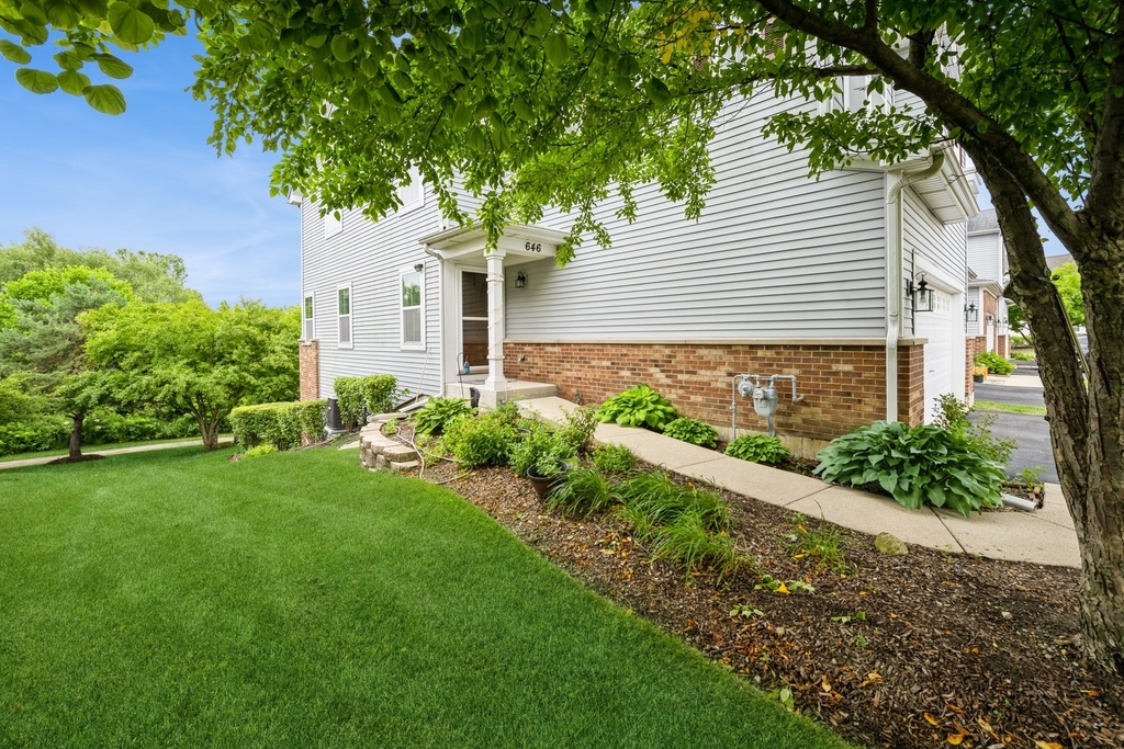 646 Grand Canyon Circle - Photo 16