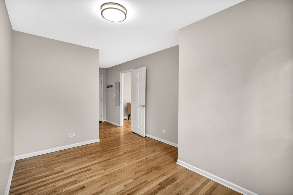 2241 Avalon Court S - Photo 10