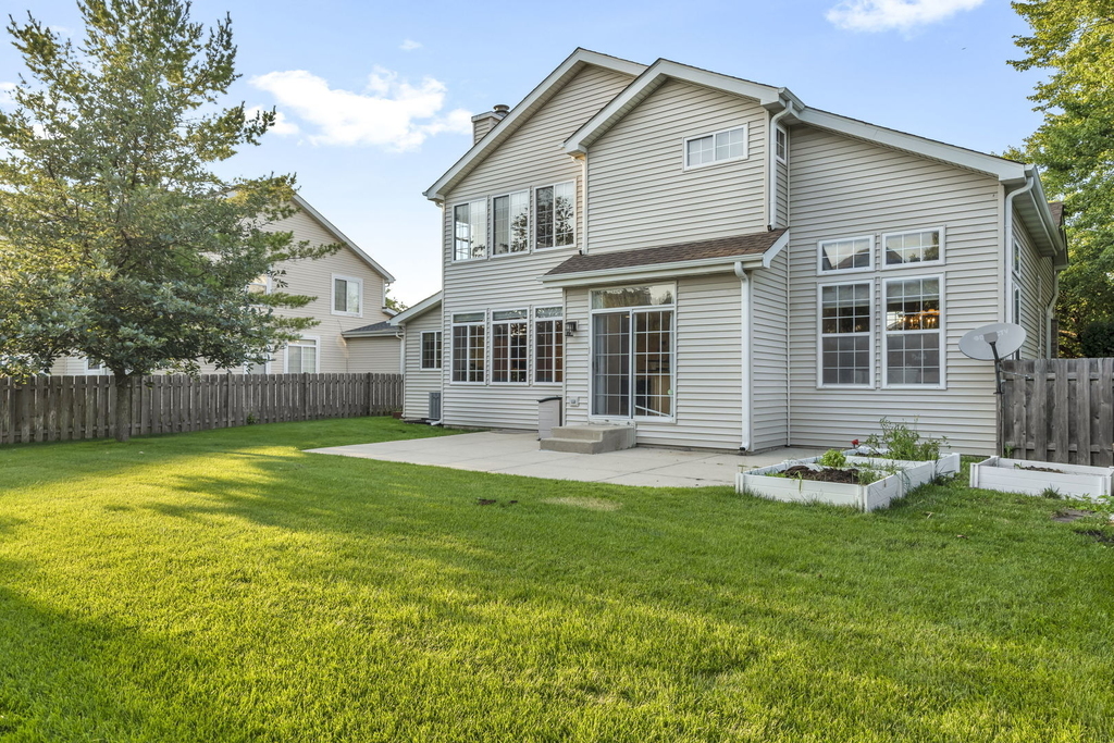 2241 Avalon Court S - Photo 2