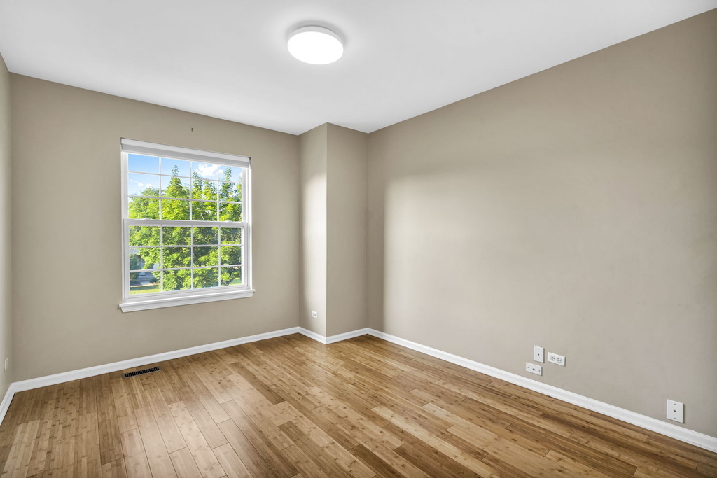 2241 Avalon Court S - Photo 13