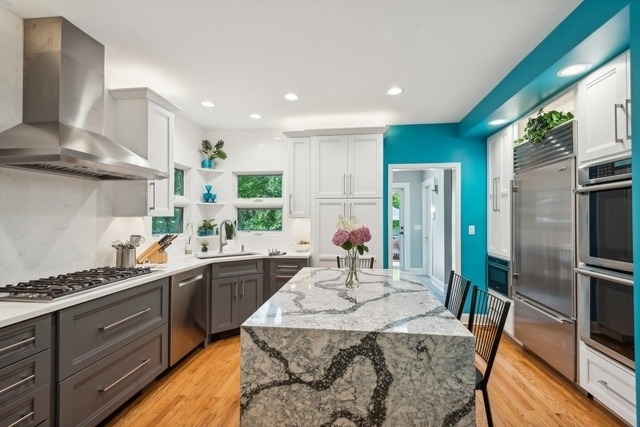 1316 Ashland Avenue - Photo 2