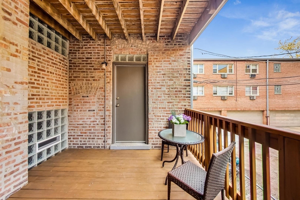 1914 W Chase Avenue - Photo 15