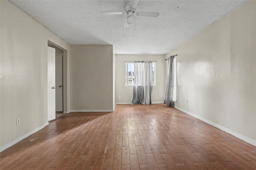 13119 Hollowcreek Park Drive - Photo 13