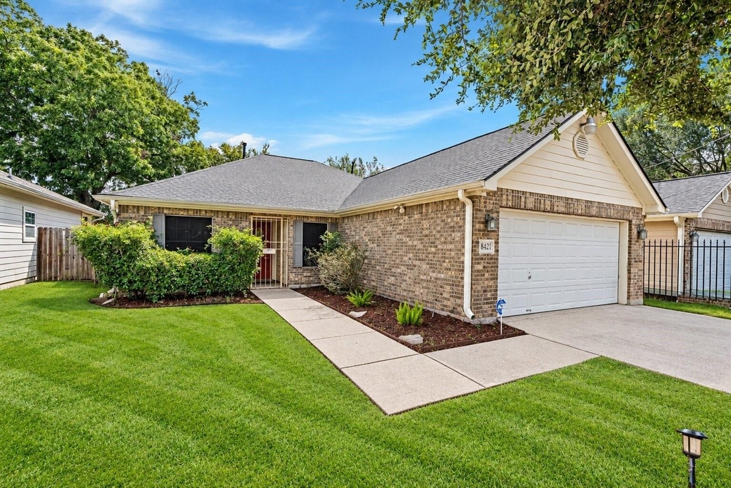 8421 Lawler Street - Photo 2