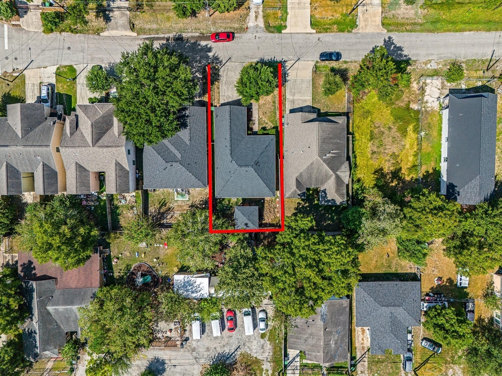 8421 Lawler Street - Photo 37