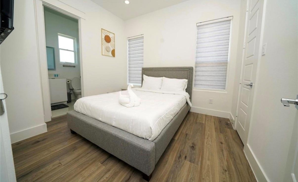 4607 Edmund Street - Photo 14