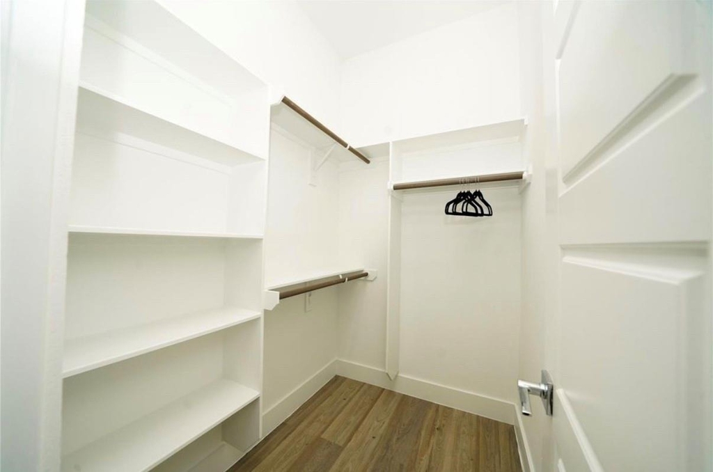 4607 Edmund Street - Photo 9