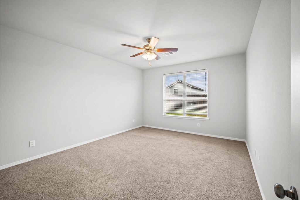 25727 Boxwood Hedge Ln - Photo 11
