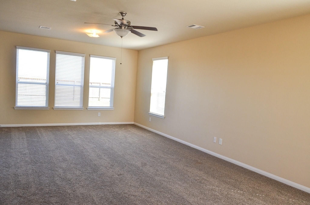 3550 Paganini Place - Photo 5