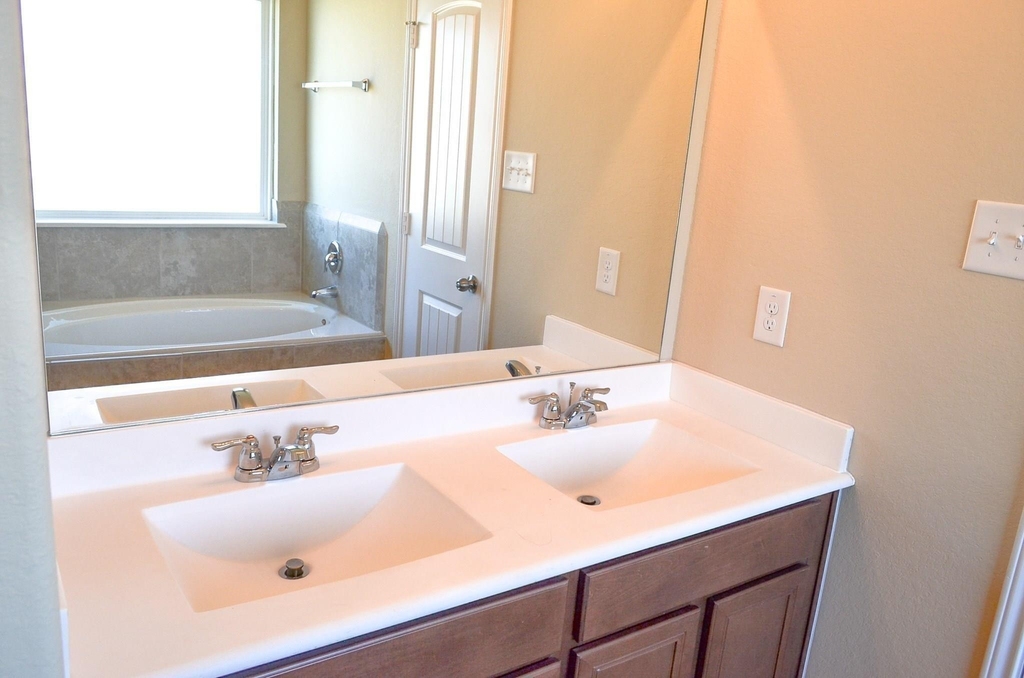 3550 Paganini Place - Photo 7