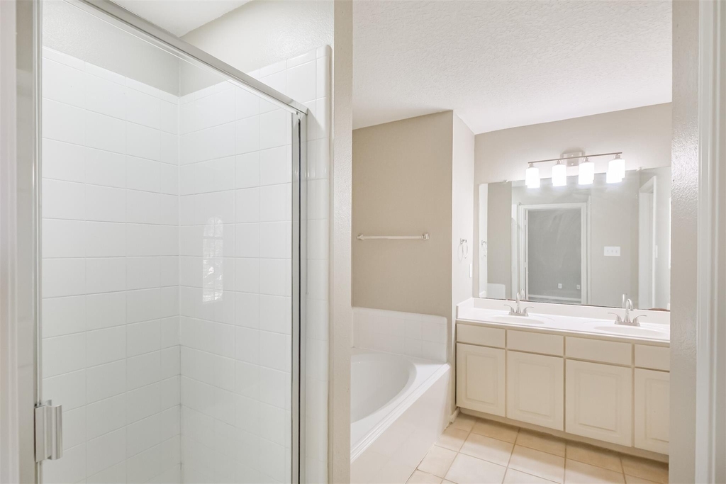 5626 Calm Court - Photo 21