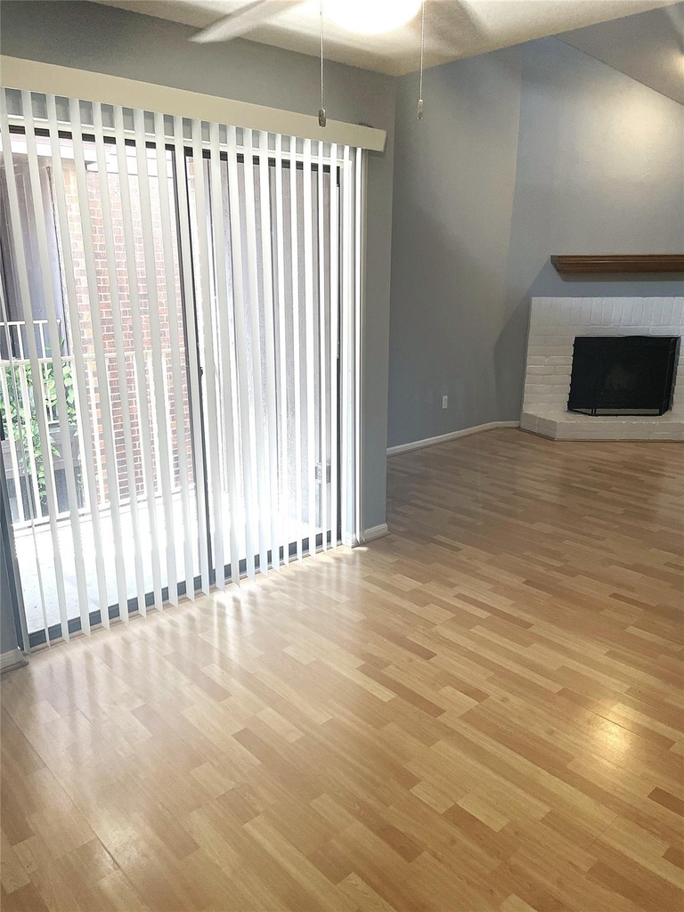 3150 Walnut Bend Lane - Photo 2